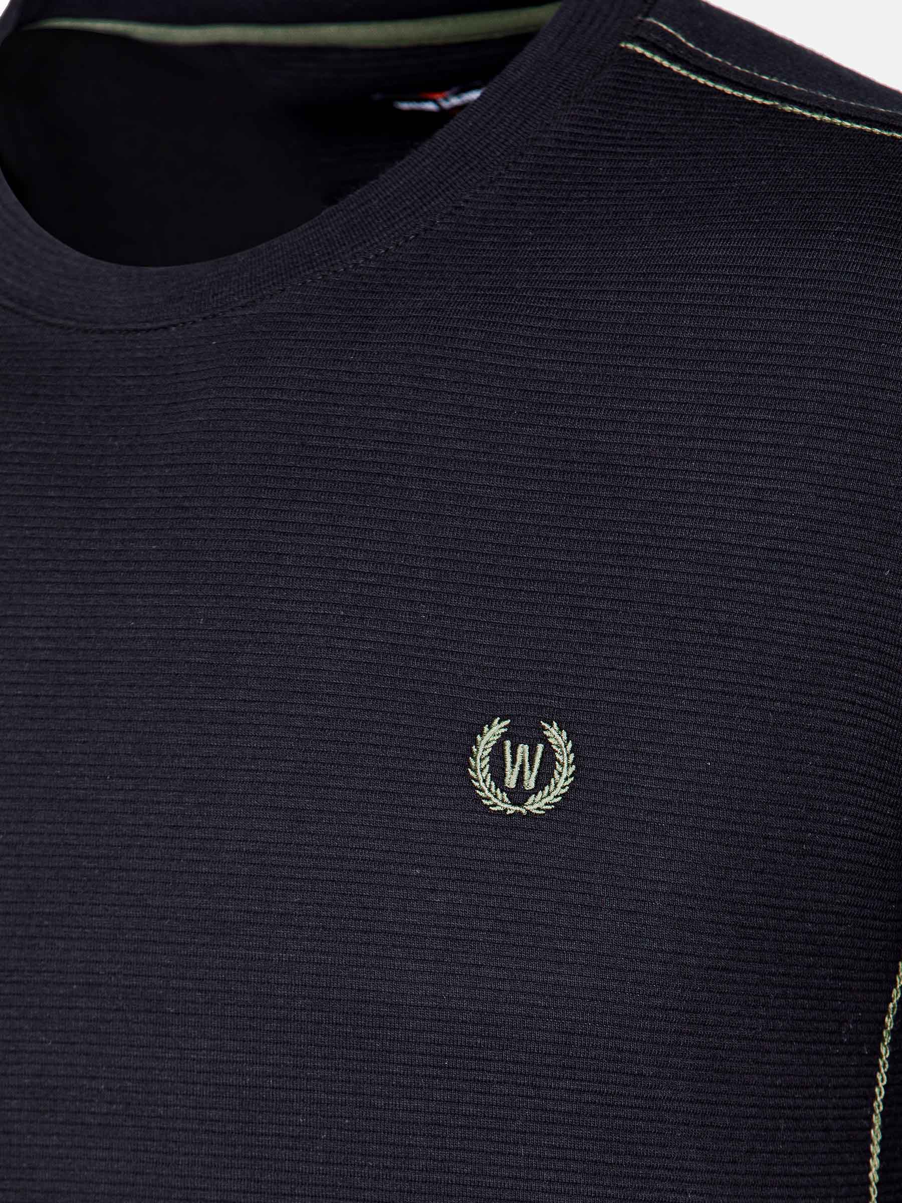 The Canyon Black Tshirt Wam Denim