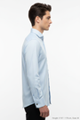 Side profile - collar and sleeve detail