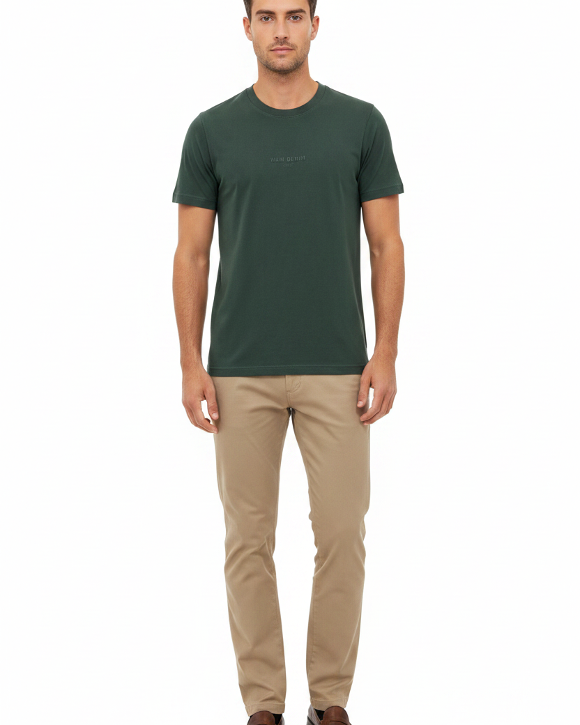 Wam Denim Cromer Dark Green T-shirt – model front view with size label