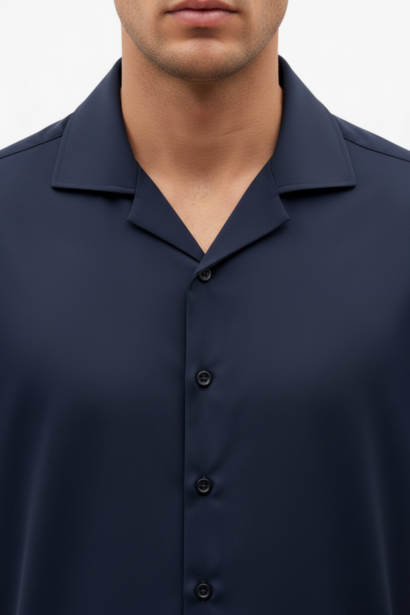 Wam Denim Lorven Navy Shirt – spread collar and navy button close-up