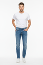 Rylor Blue Jeans – Model Front