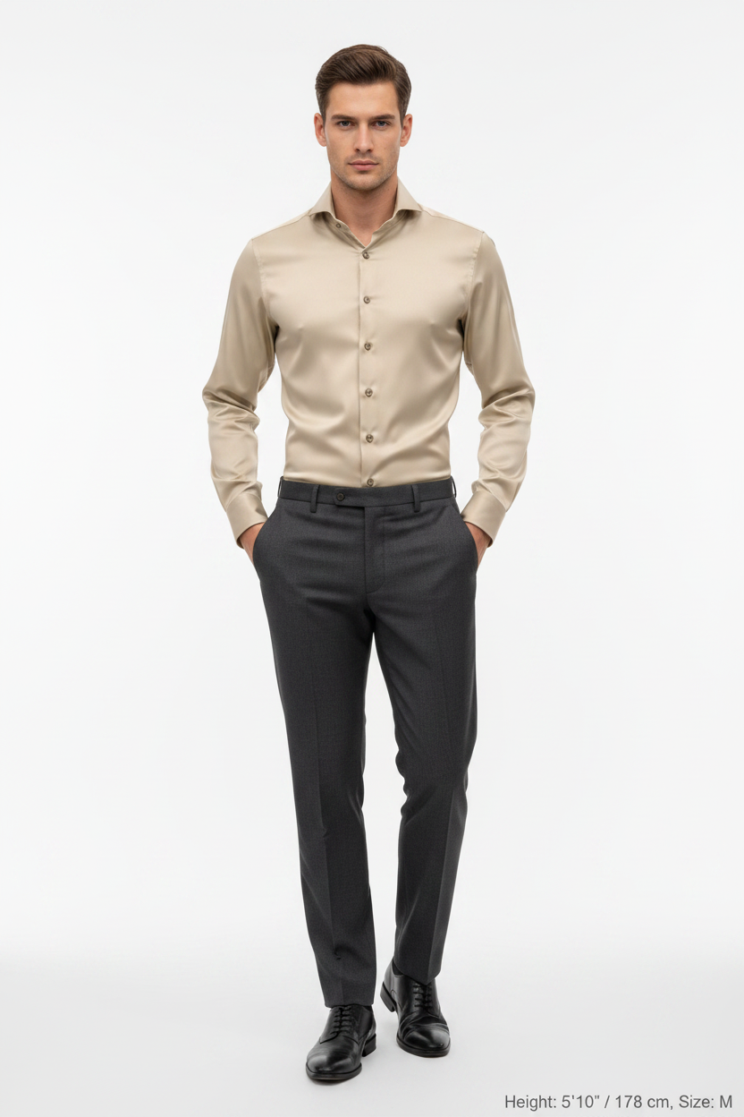 Torven Beige – Model Front