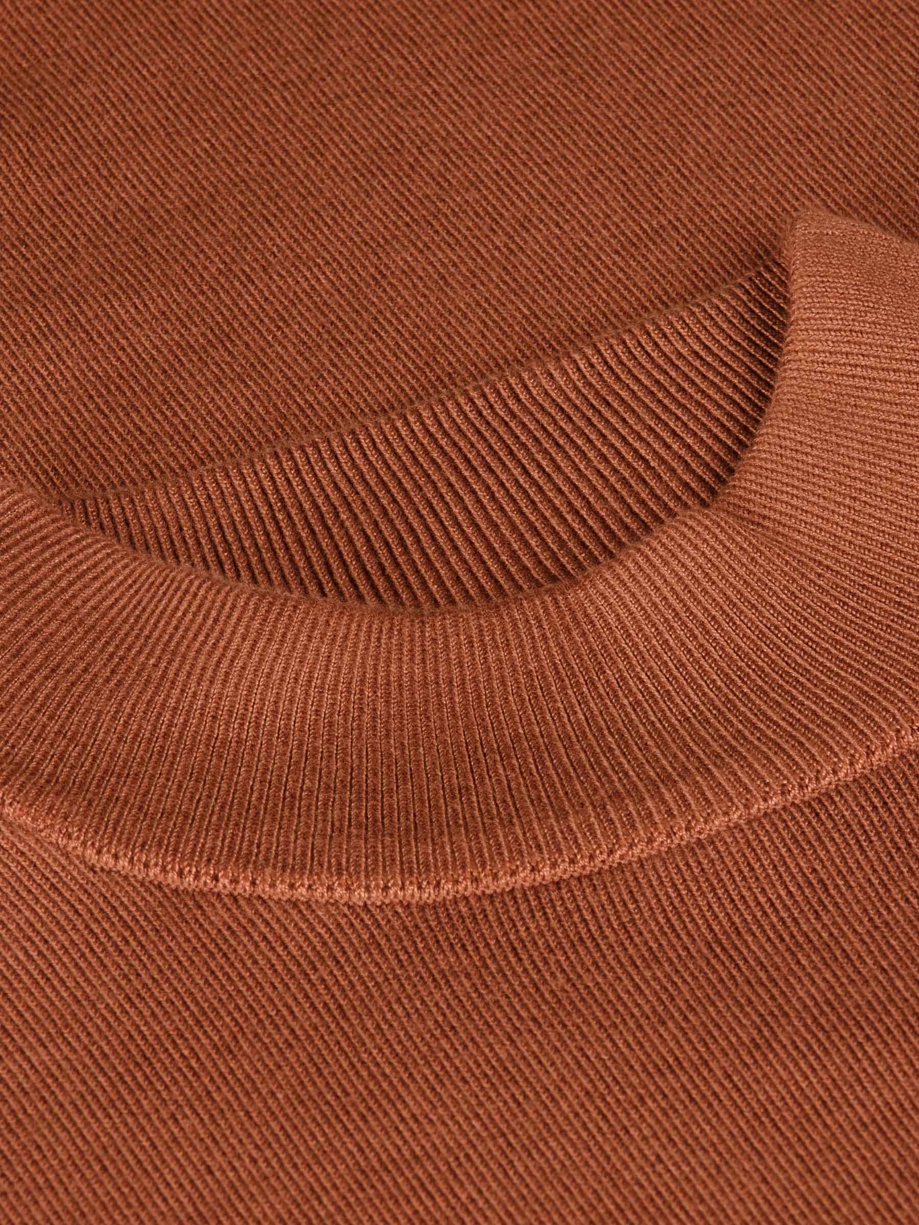 Siena Round-Necked Peru Sweater 
