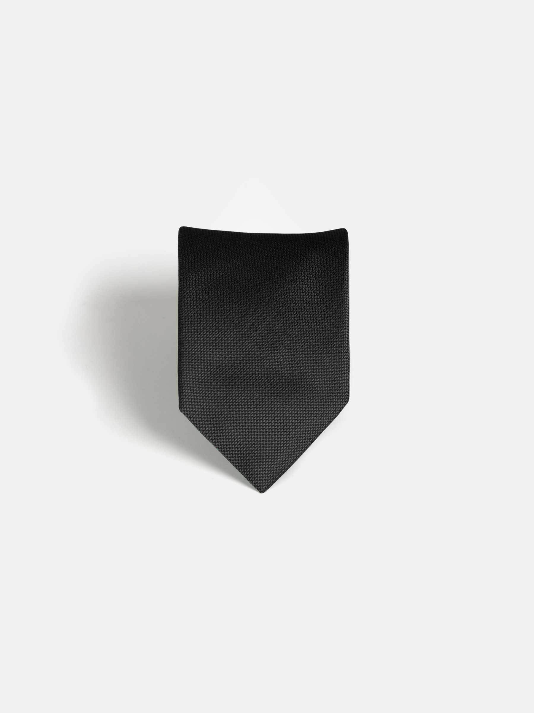 Zavier Black Tie